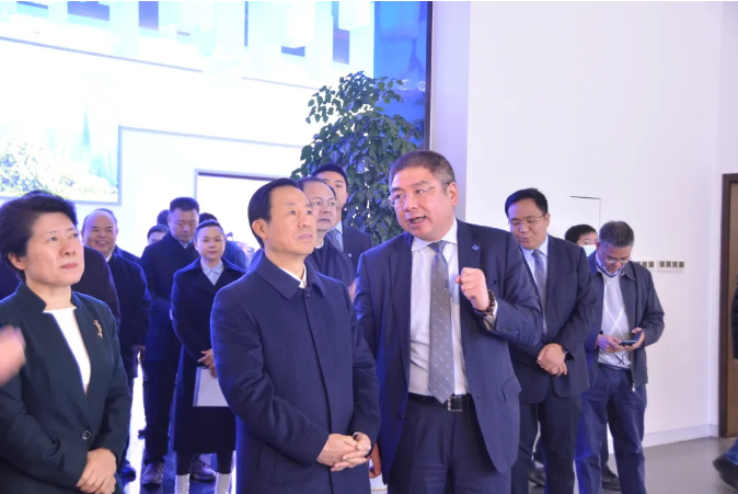 奋进新征程丨湖南省委书记许达哲一行莅临巅峰国际环境长沙基地调研考察